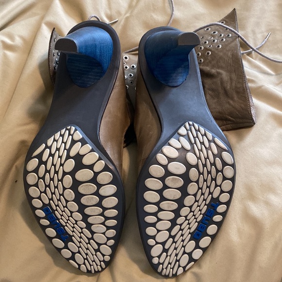 Ankle Boot size 9.5 New - Picture 5 of 8